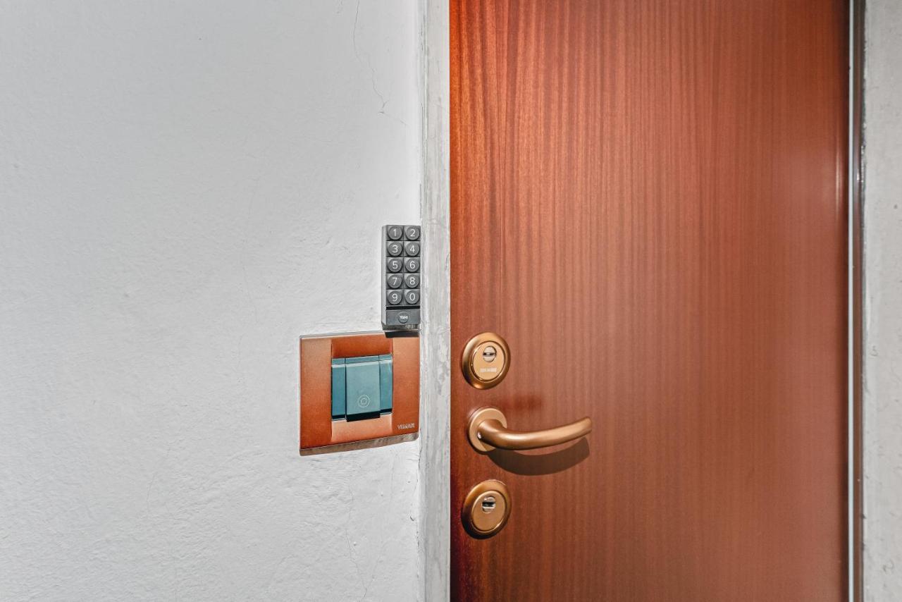 Metro M1 - Smart Home, Fast Free Wifi & Netflix Milano Eksteriør billede